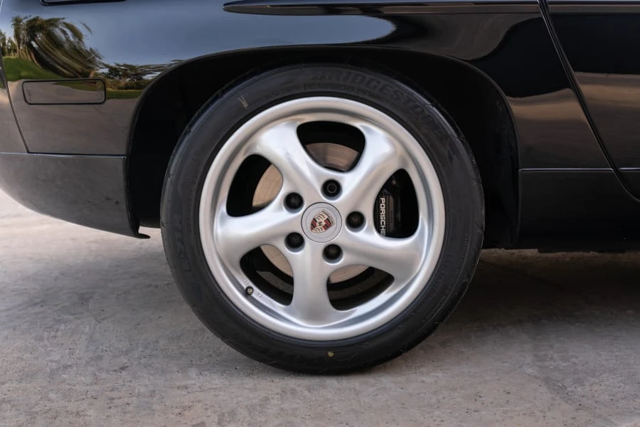 1988 Porsche 928 S4 - Image 20 of 31