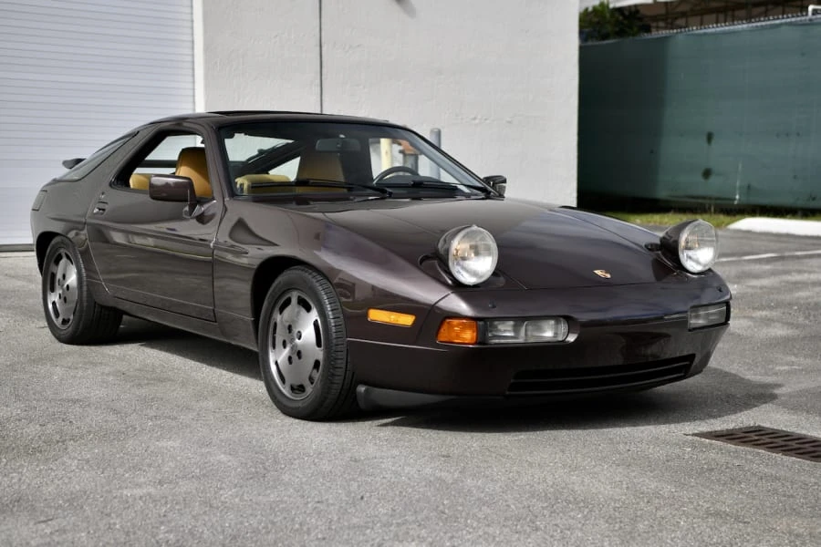 1988 Porsche 928 S4 - Image 10 of 31