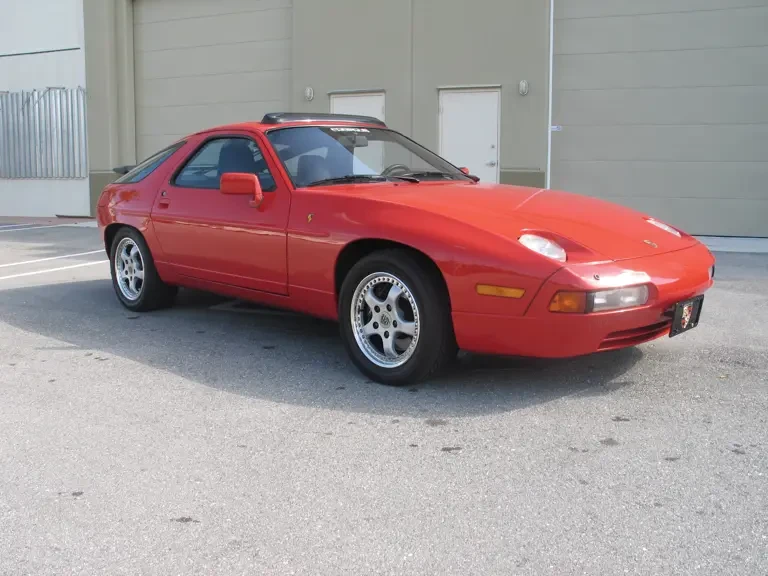 1988 Porsche 928 S4 - Image 2 of 2