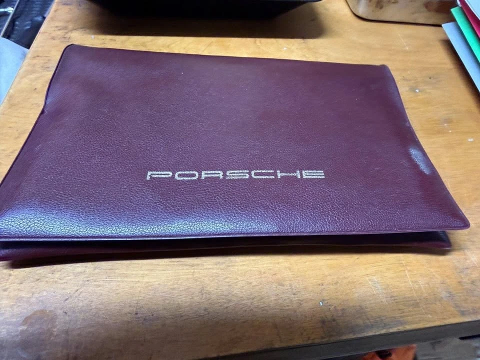 1988 Porsche 928 S4 - Image 14 of 19