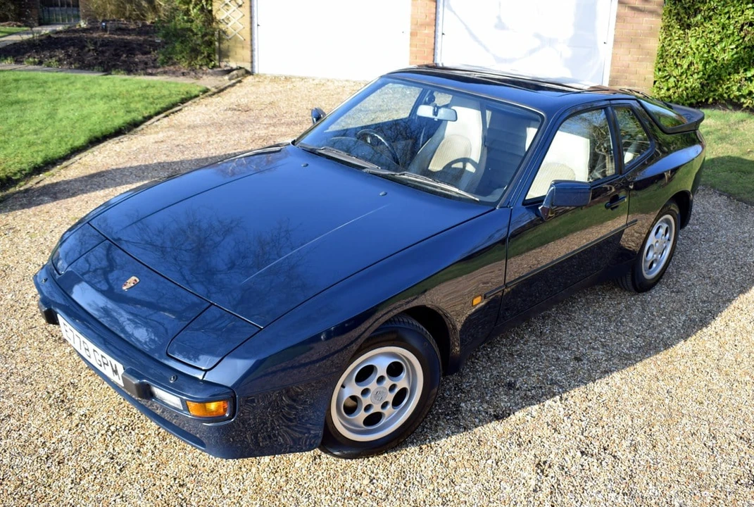 1988 Porsche 944 - Image 13 of 30