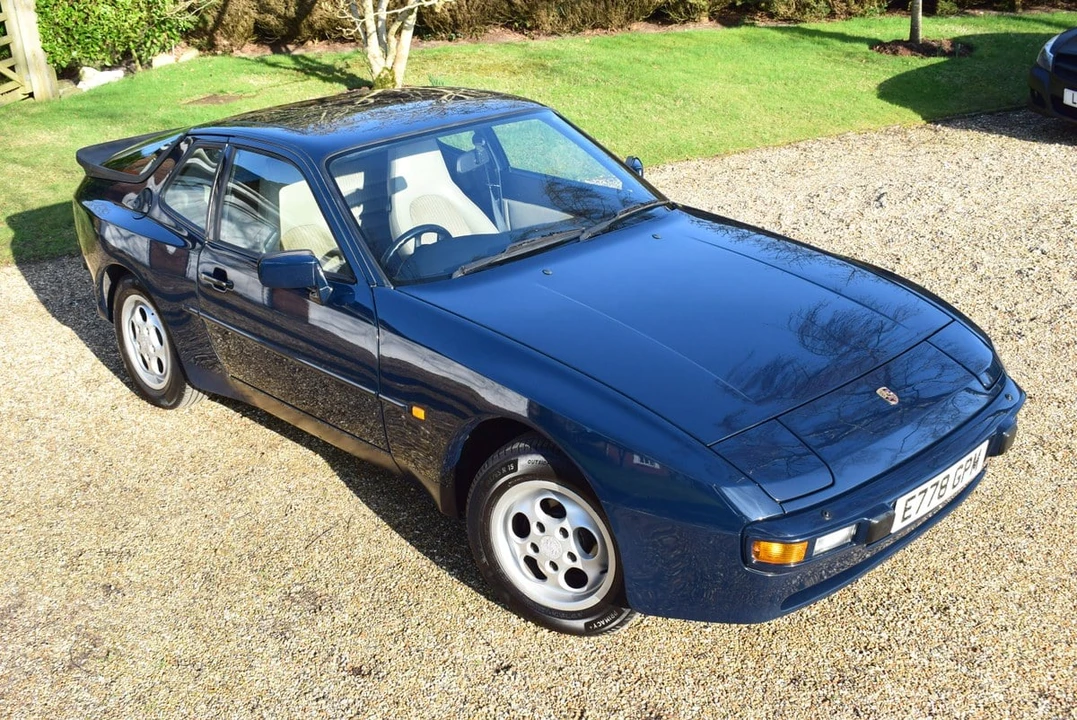 1988 Porsche 944 - Image 11 of 30