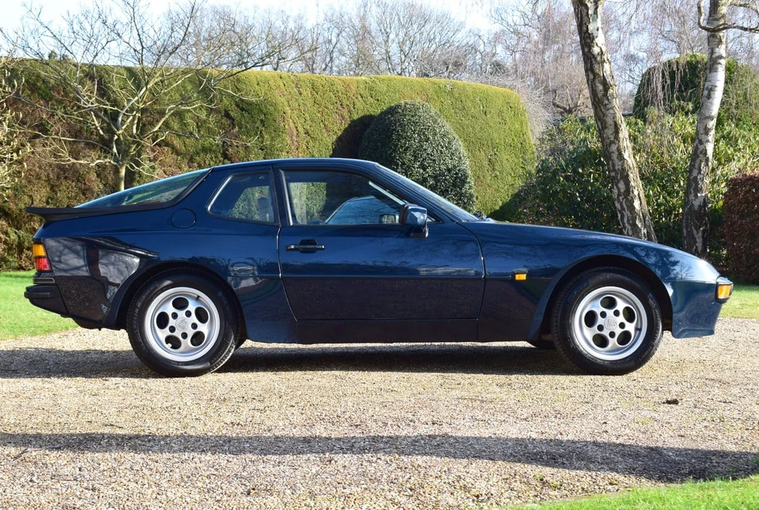 1988 Porsche 944 - Image 6 of 30