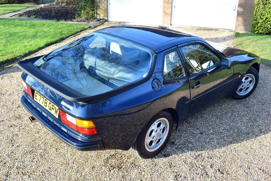 1988 Porsche 944 - Image 14 of 30