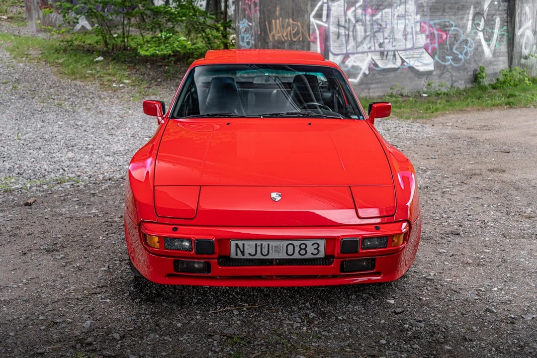1998 Porsche 944 - Image 2 of 30
