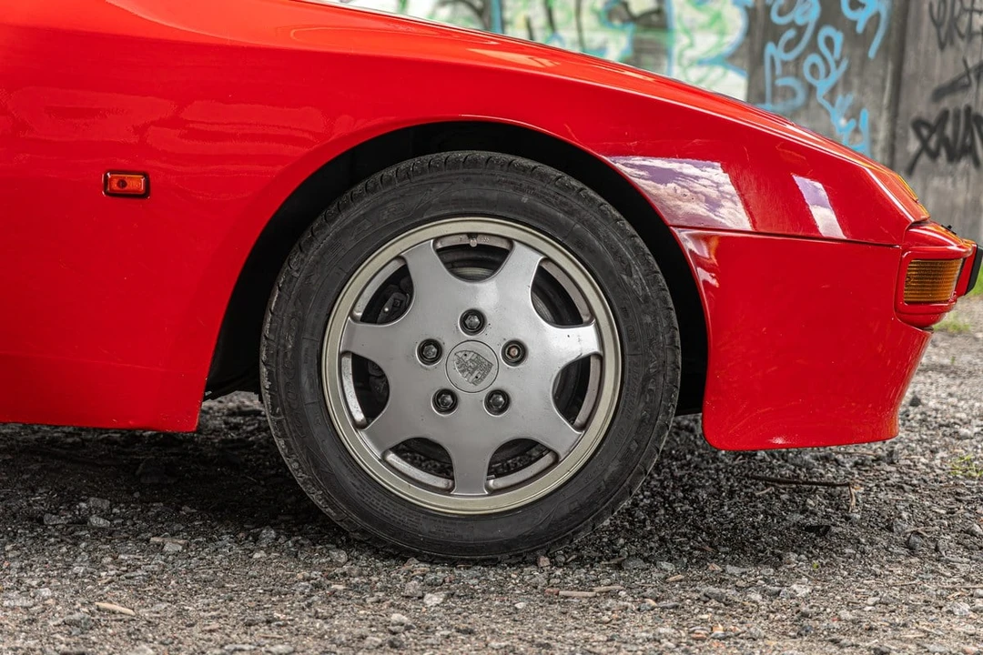 1998 Porsche 944 - Image 28 of 30