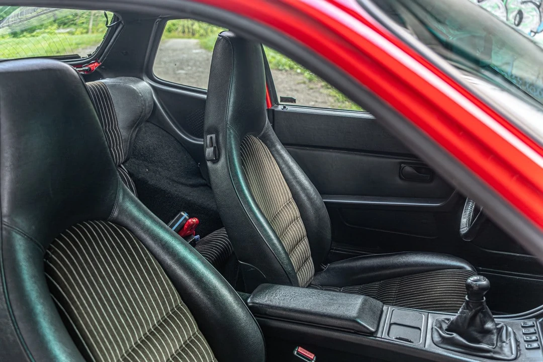 1998 Porsche 944 - Image 13 of 30