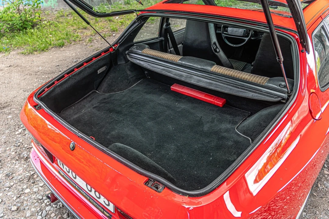1998 Porsche 944 - Image 15 of 30