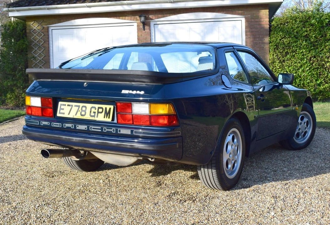 1988 Porsche 944 - Image 10 of 30