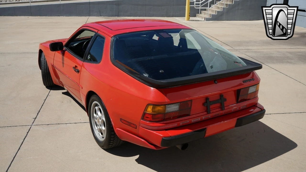 1988 Porsche 944 - Image 4 of 21