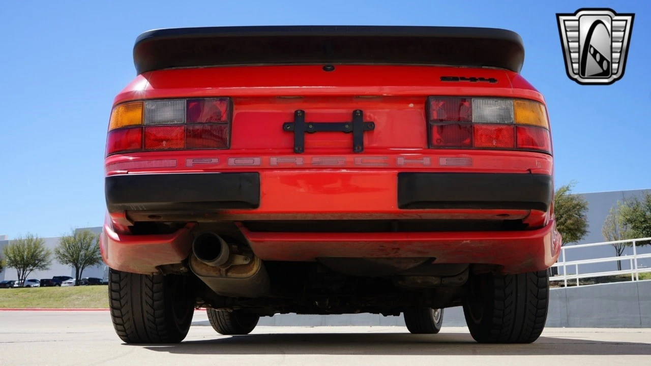 1988 Porsche 944 - Image 5 of 21