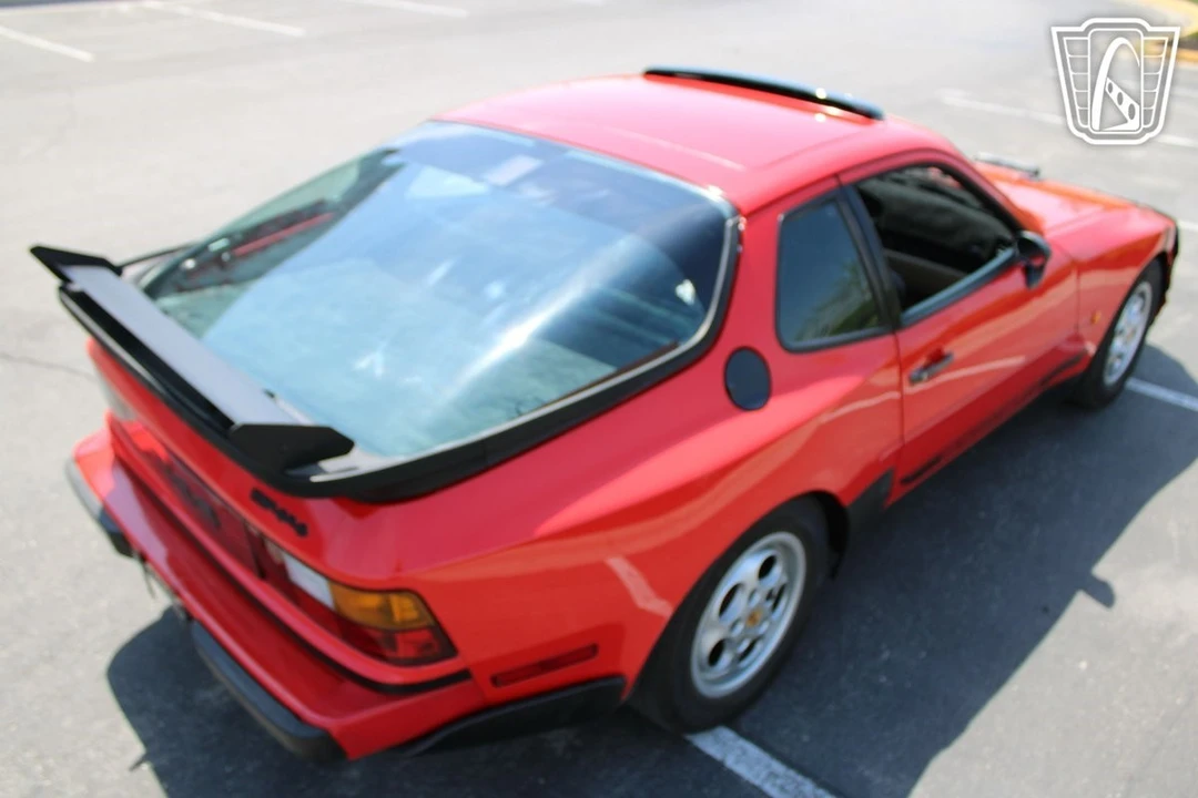 1988 Porsche 944 - Image 15 of 21