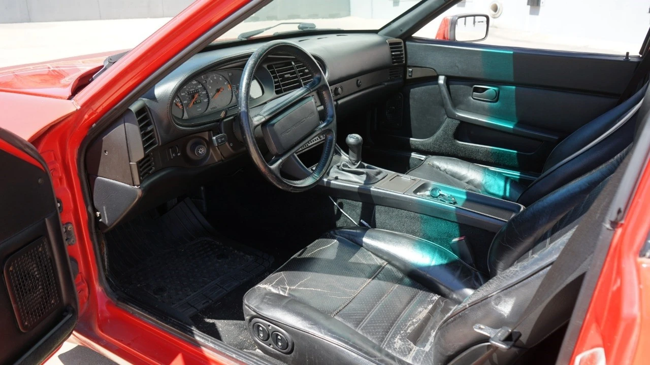 1988 Porsche 944 - Image 15 of 21