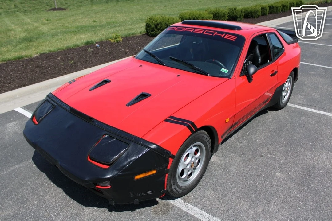 1988 Porsche 944 - Image 11 of 21