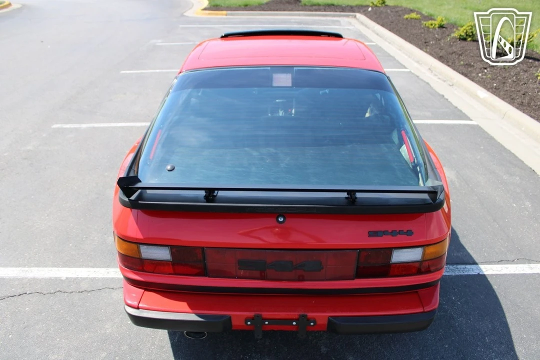 1988 Porsche 944 - Image 14 of 21