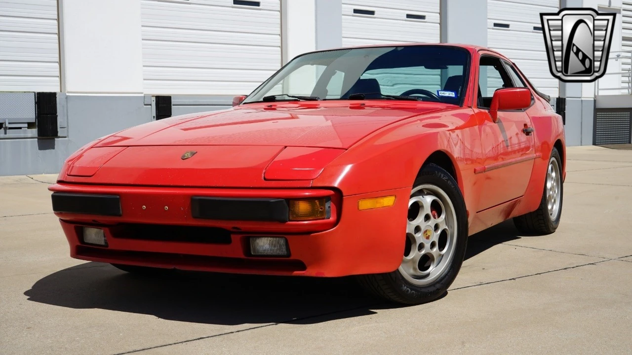 1988 Porsche 944 - Image 3 of 21