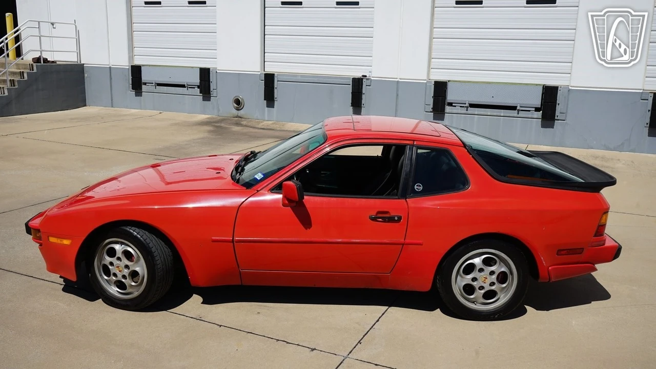1988 Porsche 944 - Image 7 of 21