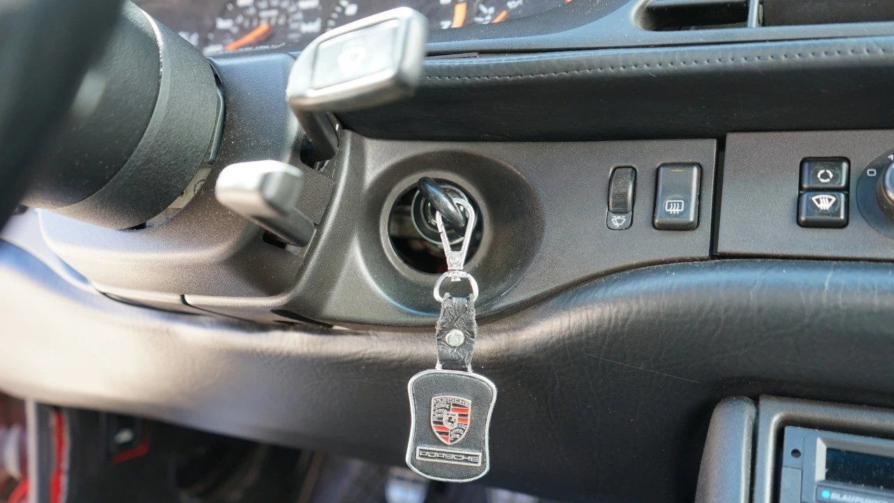 1988 Porsche 944 - Image 17 of 21