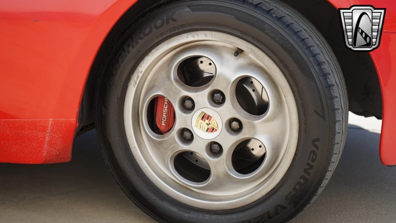1988 Porsche 944 - Image 11 of 21