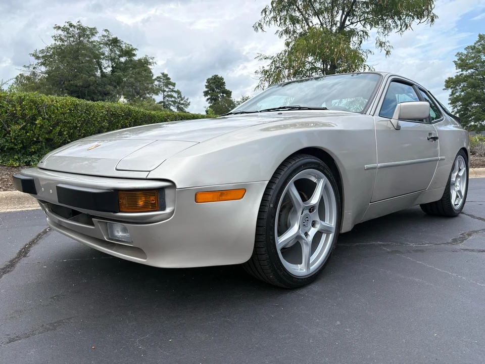 1988 Porsche 944 S - Image 6 of 31