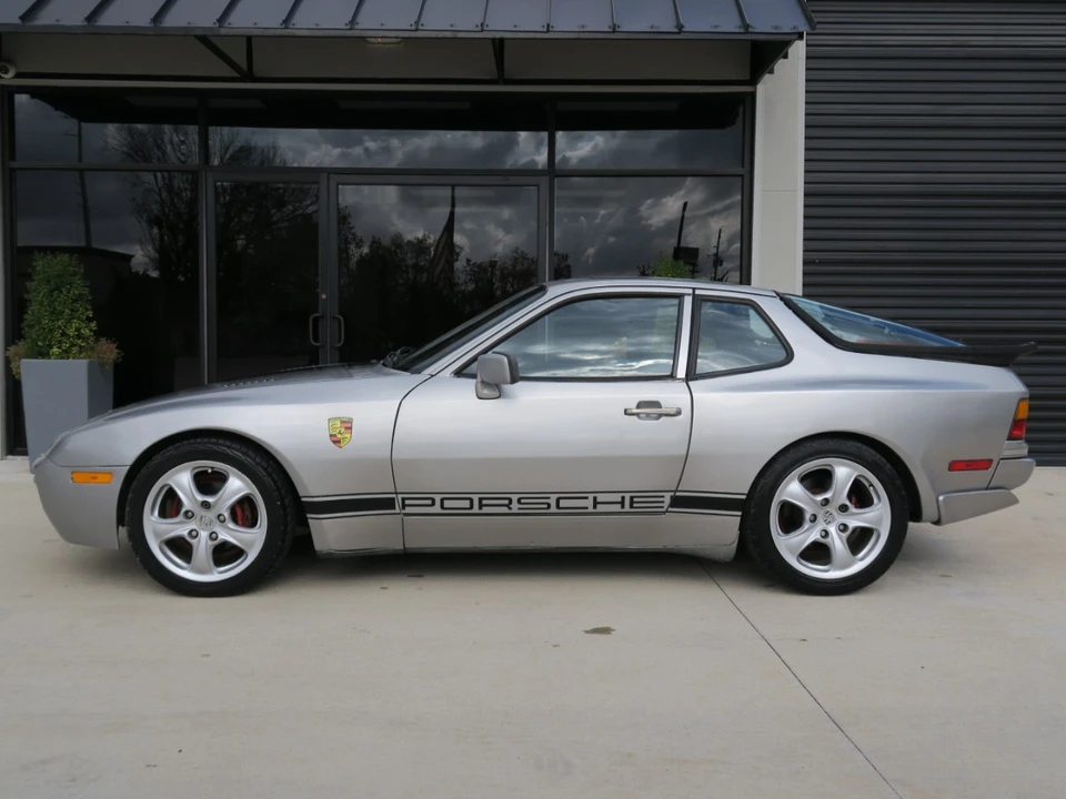 1988 Porsche 944 - Image 2 of 21