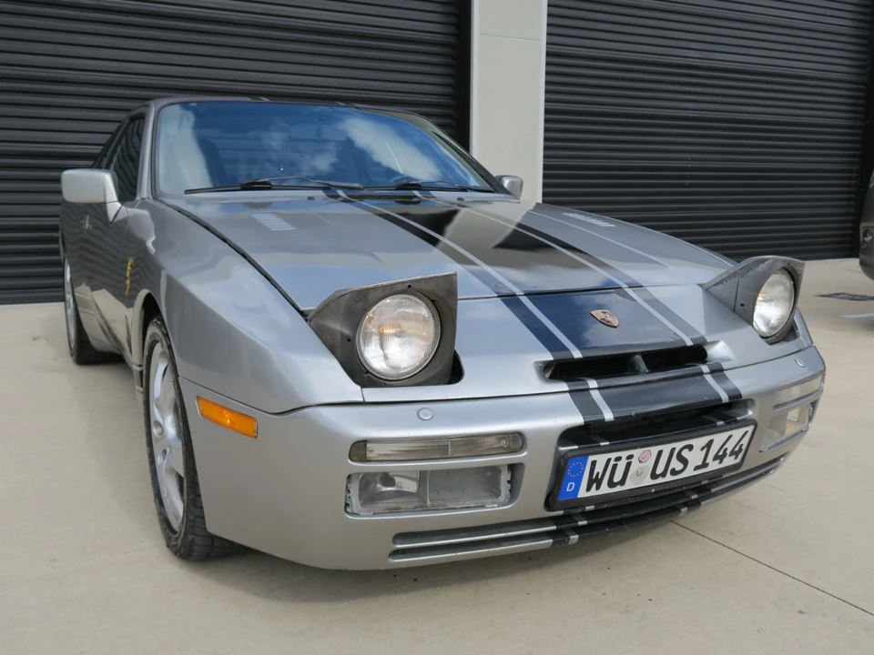 1988 Porsche 944 - Image 11 of 21