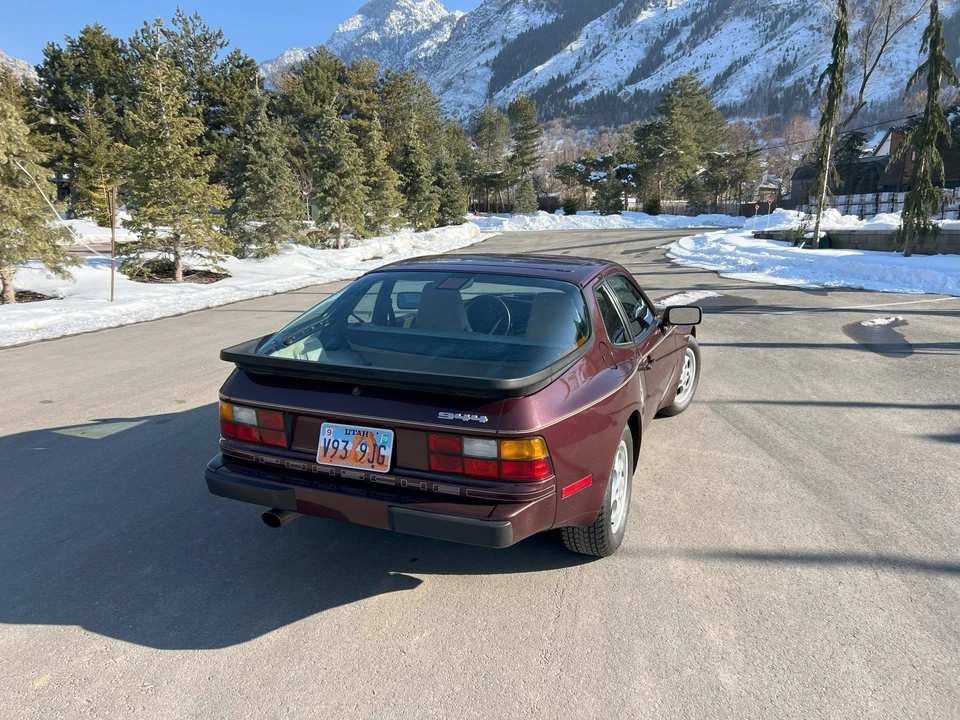 1988 Porsche 944 - Image 6 of 31