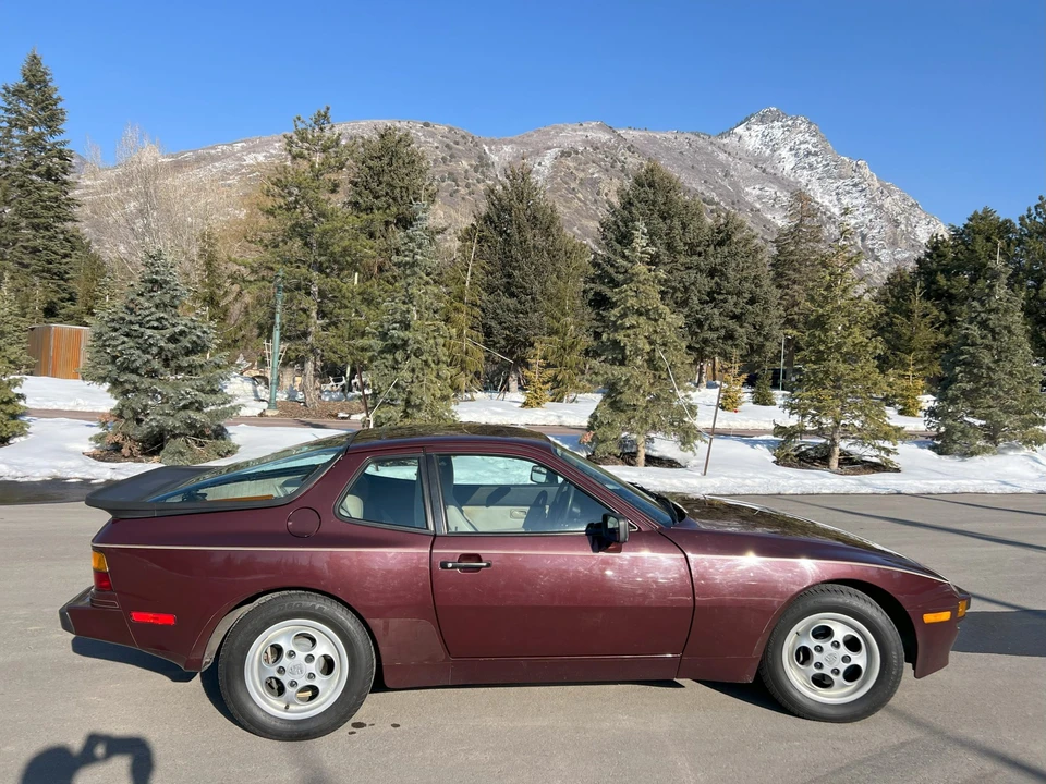 1988 Porsche 944 - Image 9 of 31