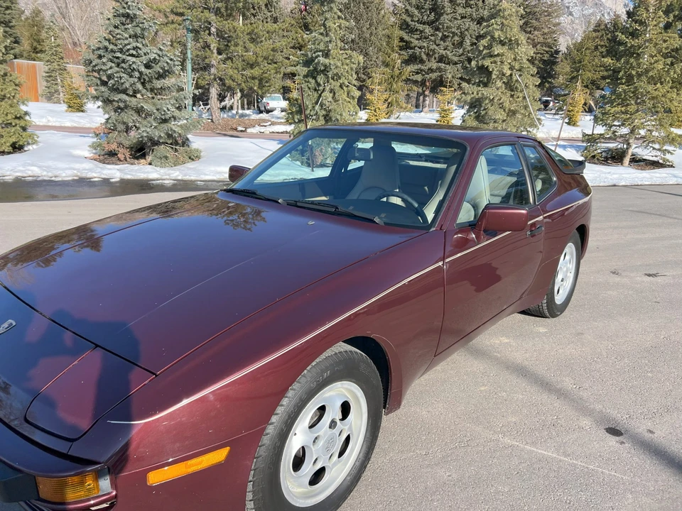 1988 Porsche 944 - Image 13 of 31