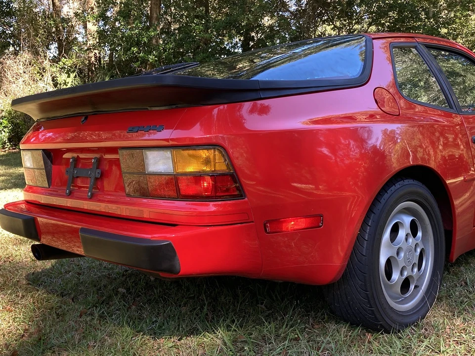 1988 Porsche 944 - Image 21 of 31