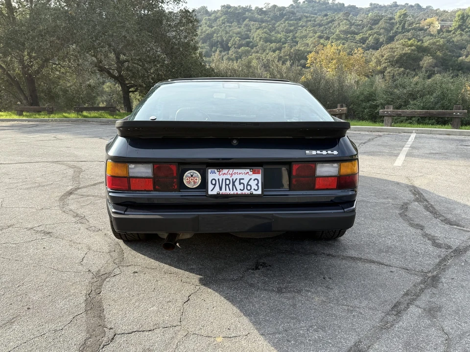 1988 Porsche 944 - Image 11 of 31