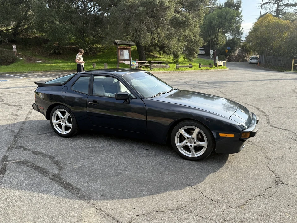 1988 Porsche 944 - Image 6 of 31