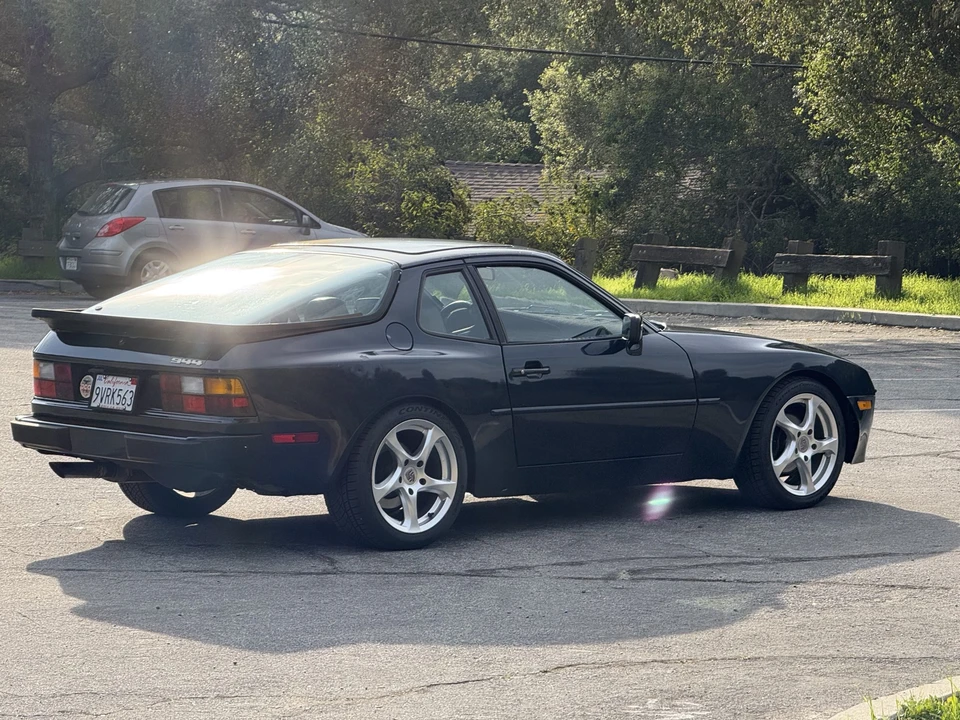 1988 Porsche 944 - Image 8 of 31