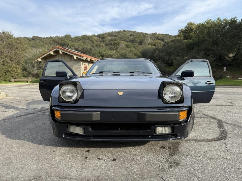 1988 Porsche 944 - Image 17 of 31