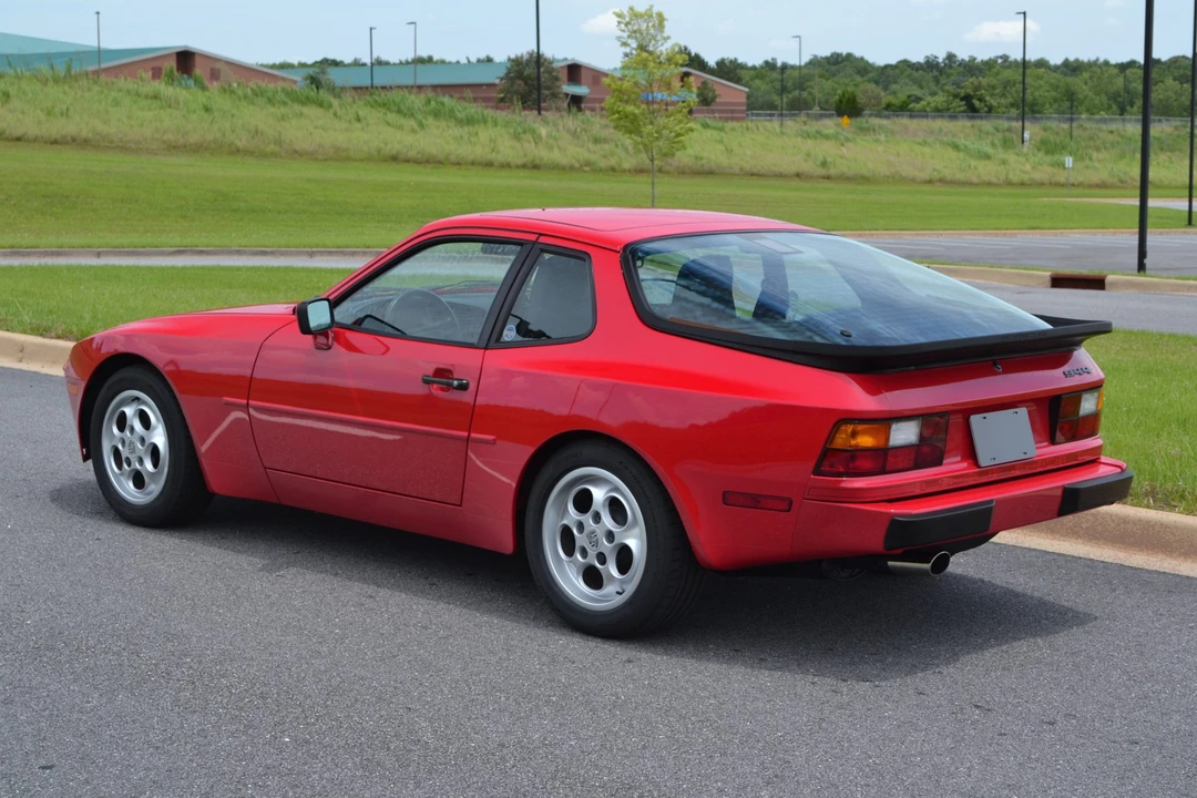 1988 Porsche 944 - Image 13 of 31