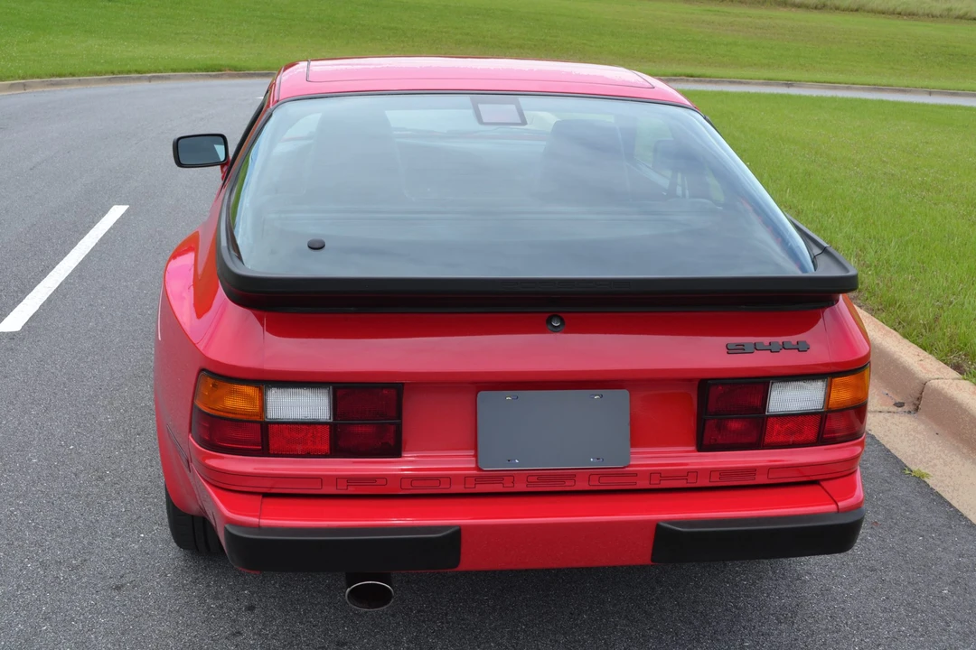 1988 Porsche 944 - Image 12 of 31