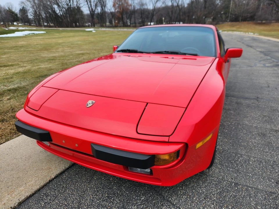 1988 Porsche 944 - Image 10 of 31