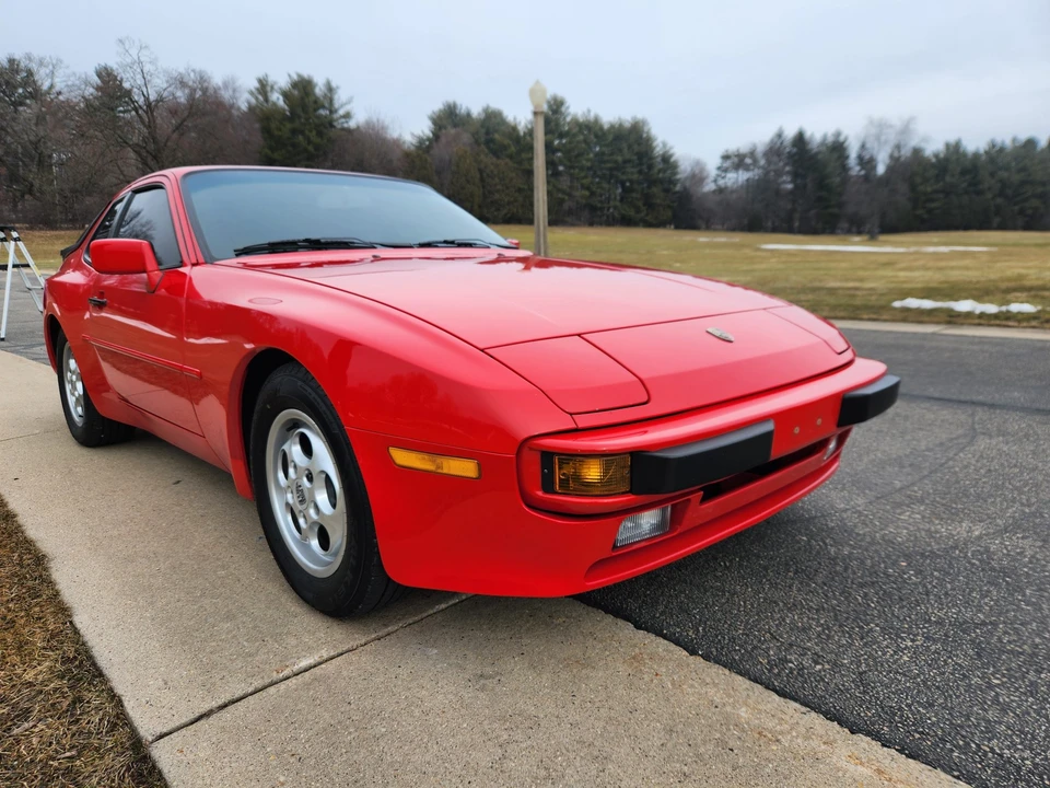 1988 Porsche 944 - Image 3 of 31