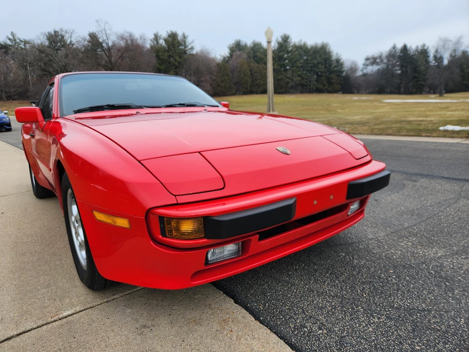 1988 Porsche 944 - Image 4 of 31