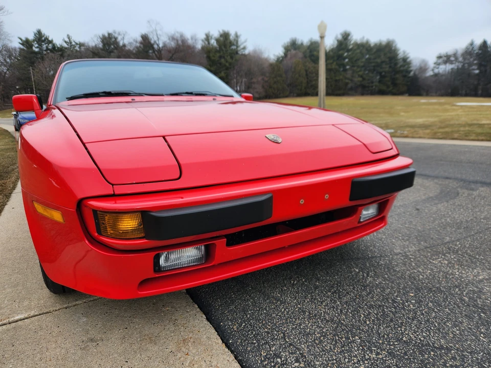 1988 Porsche 944 - Image 5 of 31