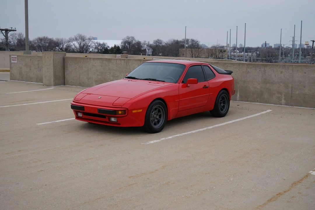 1988 Porsche 944 - Image 8 of 31