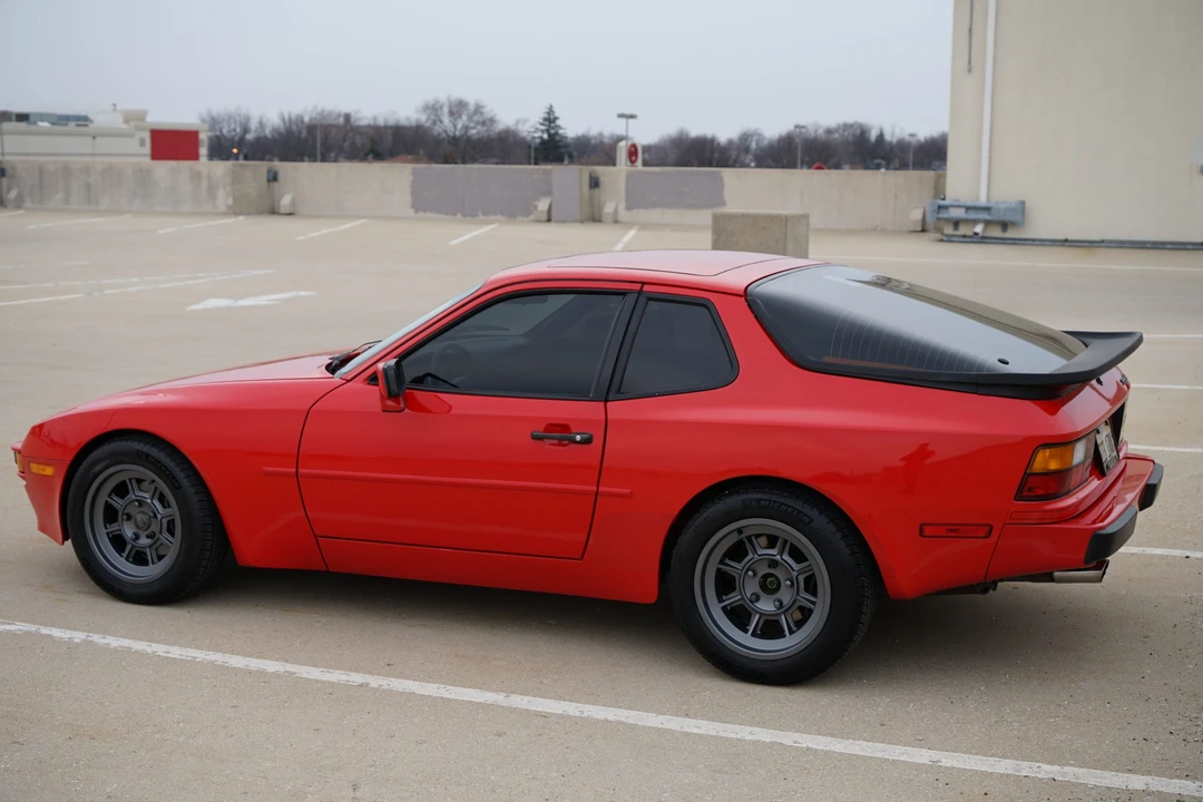 1988 Porsche 944 - Image 2 of 31