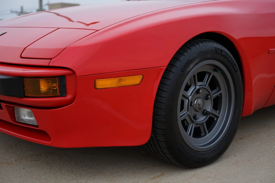 1988 Porsche 944 - Image 23 of 31