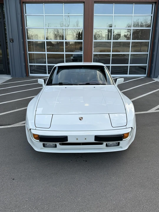 1988 Porsche 944 - Image 10 of 31