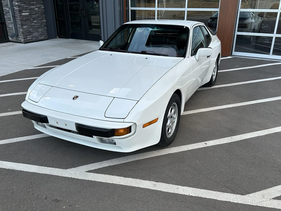 1988 Porsche 944 - Image 7 of 31