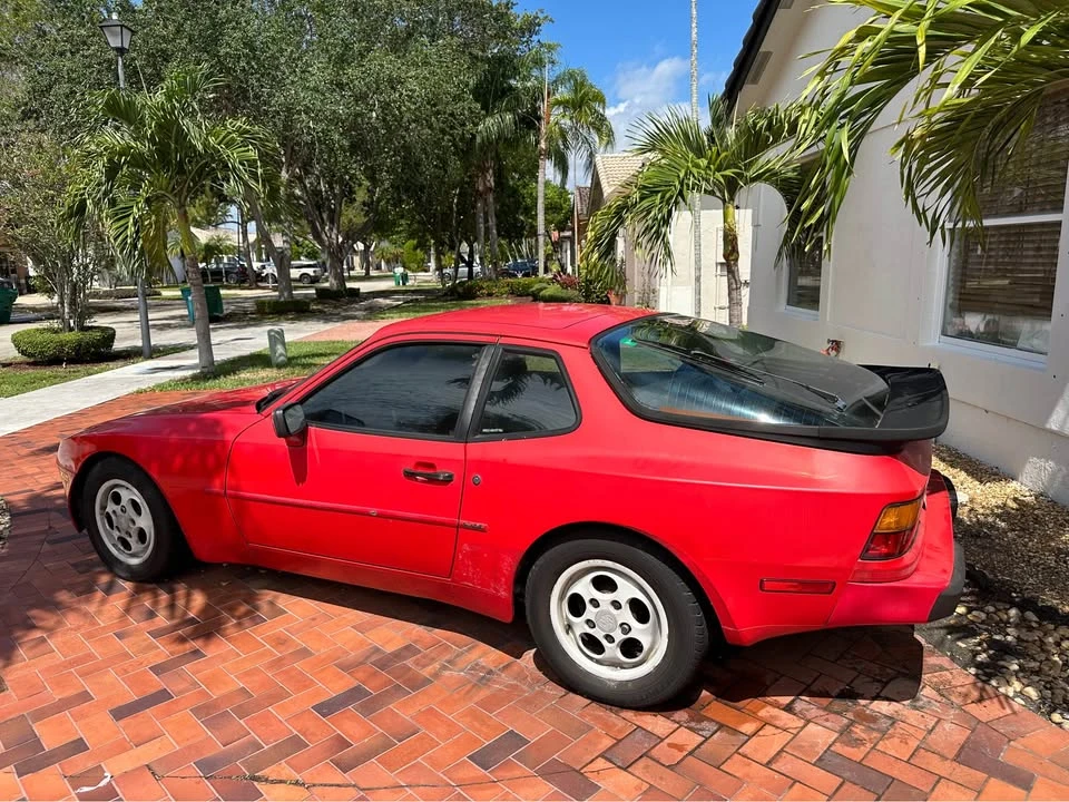 1988 Porsche 944 - Image 3 of 10