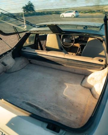 1988 Porsche 944 - Image 6 of 9
