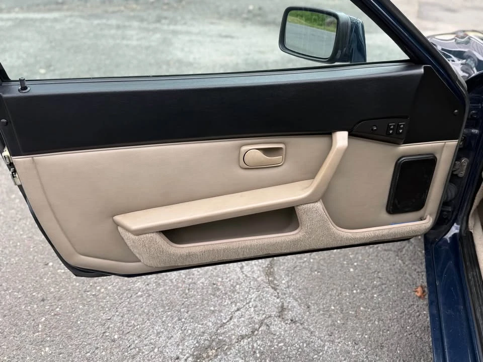 1988 Porsche 944 S - Image 6 of 12