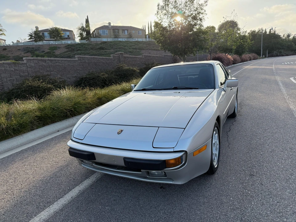 1988 Porsche 944 - Image 7 of 31