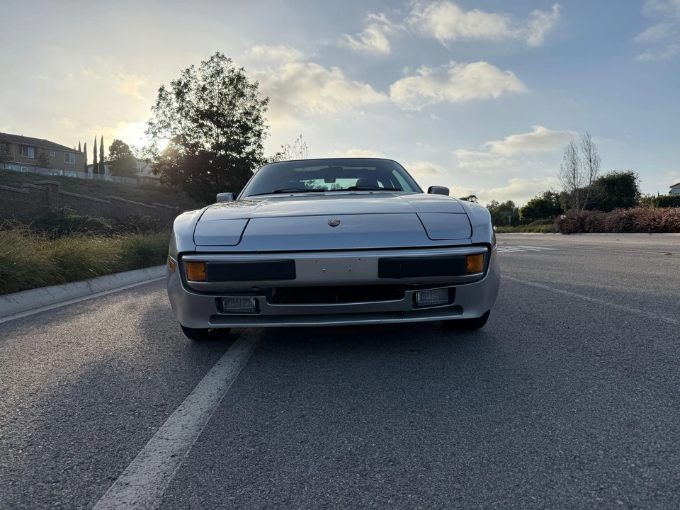 1988 Porsche 944 - Image 10 of 31